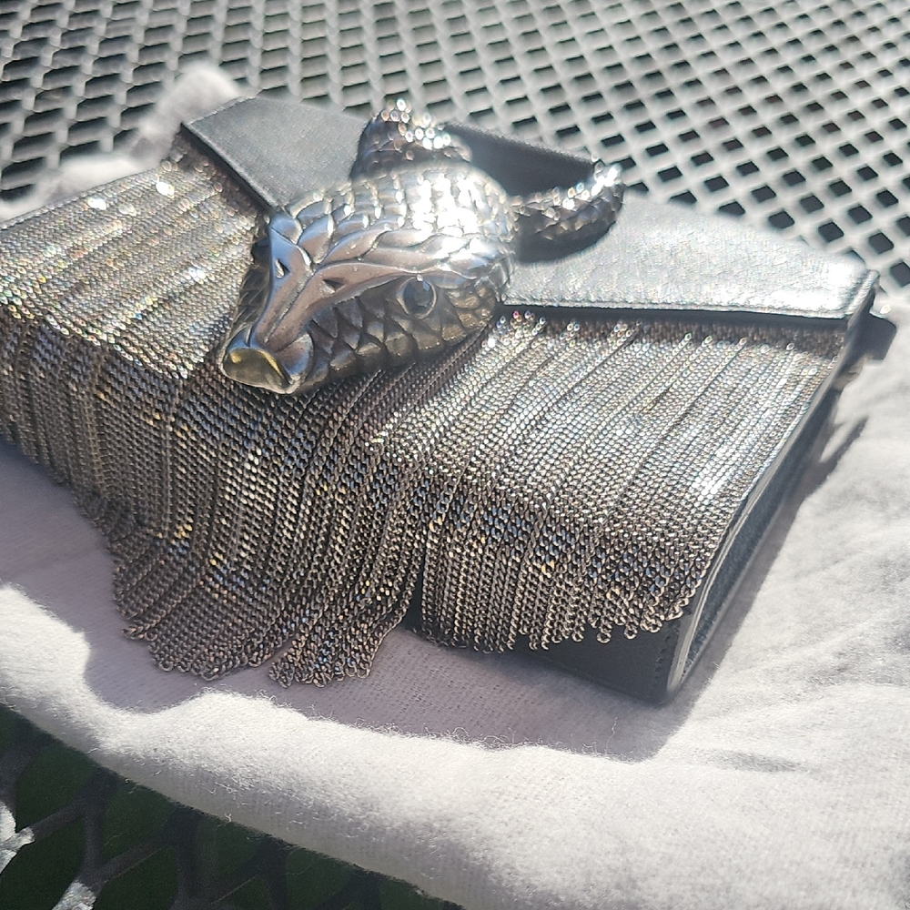 Saint Laurent Snake Crossbody Clutch - Picture 4 of 13